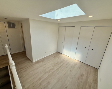 935 W Armitage Avenue - Photo Thumbnail 17