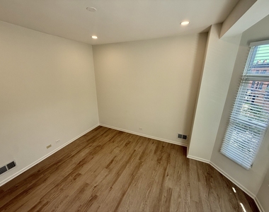 935 W Armitage Avenue - Photo Thumbnail 6