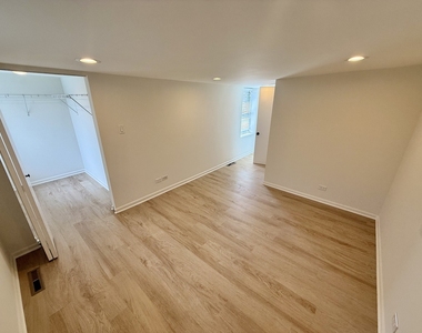 935 W Armitage Avenue - Photo Thumbnail 19