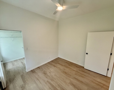 935 W Armitage Avenue - Photo Thumbnail 13