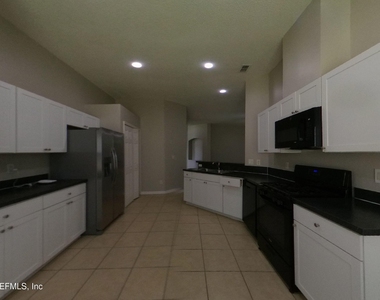 10310 Red Tip Road - Photo Thumbnail 3