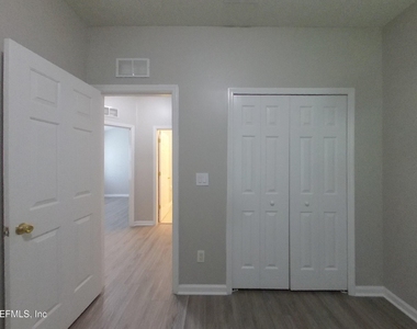 10310 Red Tip Road - Photo Thumbnail 11