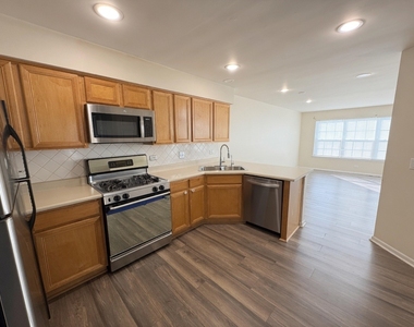 1334 Filly Lane - Photo Thumbnail 4