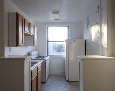 2334 N Spaulding Avenue - Photo Thumbnail 5