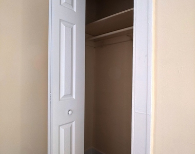 2334 N Spaulding Avenue - Photo Thumbnail 10