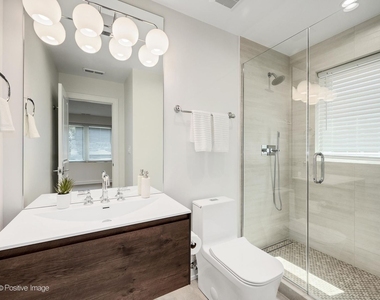 511 Forest Avenue - Photo Thumbnail 9