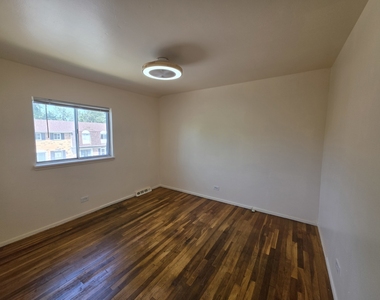 5044 Brighton Lane - Photo Thumbnail 11