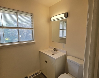 5044 Brighton Lane - Photo Thumbnail 9