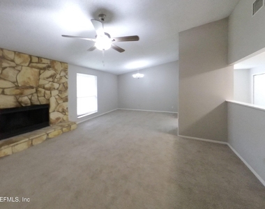 8338 Knotts Landing Drive E - Photo Thumbnail 1
