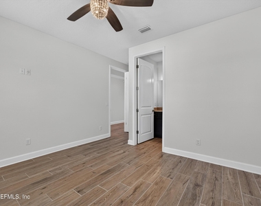 855 Flach Drive - Photo Thumbnail 22