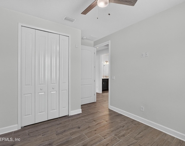 855 Flach Drive - Photo Thumbnail 25
