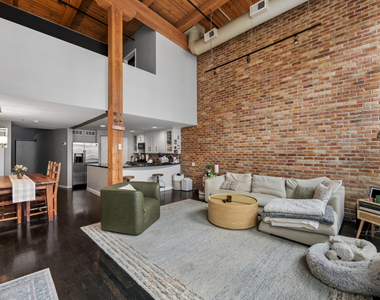 1000 W Washington Boulevard - Photo Thumbnail 4
