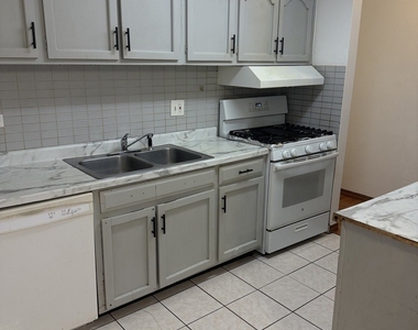 510 Hill Drive - Photo Thumbnail 2