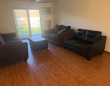 510 Hill Drive - Photo Thumbnail 1