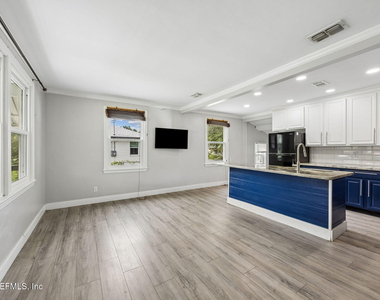 9115 Jackson Avenue - Photo Thumbnail 7