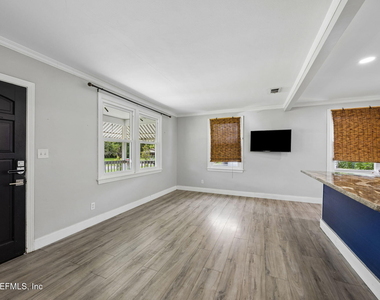 9115 Jackson Avenue - Photo Thumbnail 4
