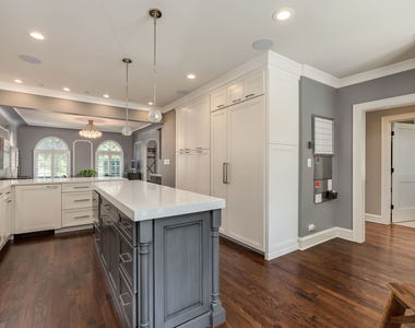 1135 N Kenilworth Avenue - Photo Thumbnail 20