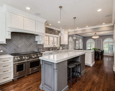 1135 N Kenilworth Avenue - Photo Thumbnail 14