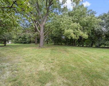 12 Kingston Drive - Photo Thumbnail 19