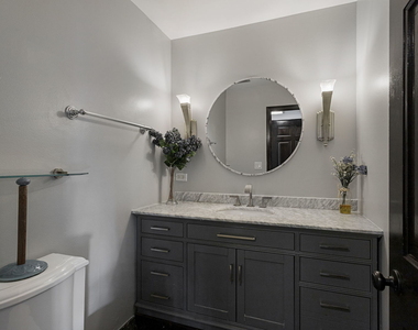 12 Kingston Drive - Photo Thumbnail 5