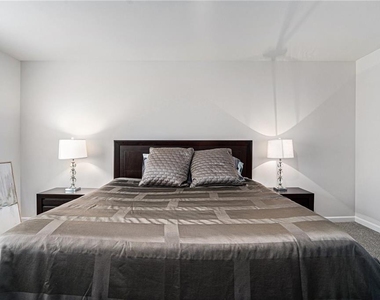 279 Persian Ivy Way - Photo Thumbnail 16