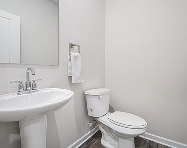 279 Persian Ivy Way - Photo Thumbnail 14