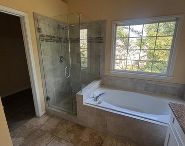 11385 Findley Chase Court - Photo Thumbnail 14