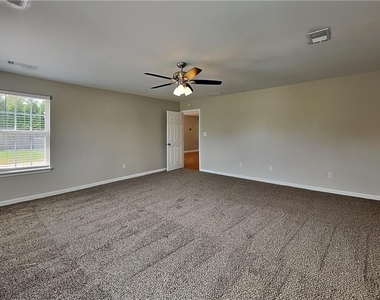 121 Heritage Way - Photo Thumbnail 17