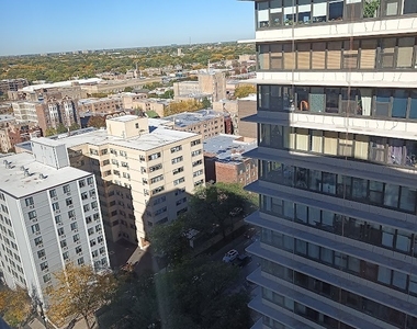 5757 N Sheridan Road - Photo Thumbnail 9