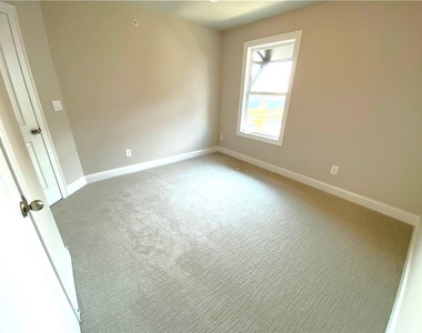 912 Sweetwater Grove - Photo Thumbnail 19