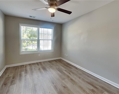 517 Arrowhead Drive - Photo Thumbnail 12