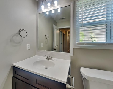 517 Arrowhead Drive - Photo Thumbnail 15
