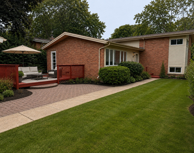 274 W Pleasant Hill Boulevard - Photo Thumbnail 13