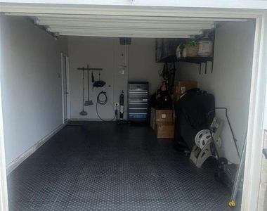 5542 Plain Field Lane - Photo Thumbnail 27