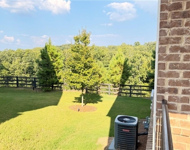 2005 Manor Pointe Drive - Photo Thumbnail 15
