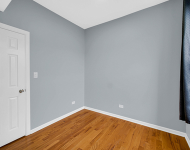 2610 W 38th Street - Photo Thumbnail 4