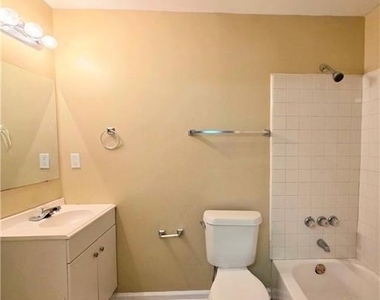 186 S Red Oak Way - Photo Thumbnail 12