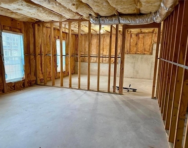 830 Pimlicon Place - Photo Thumbnail 5