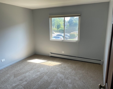 106 Olesen Drive - Photo Thumbnail 5