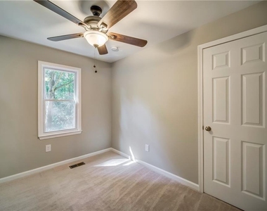 6429 Gordon Street - Photo Thumbnail 11