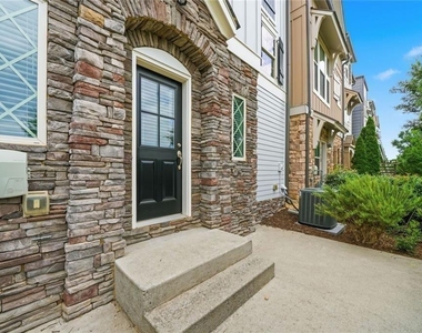 164 Blakemore Drive - Photo Thumbnail 2