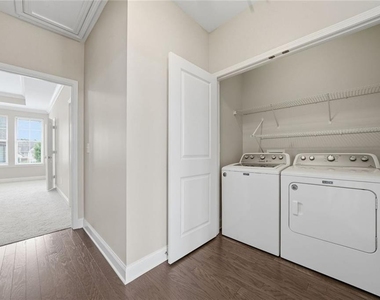 164 Blakemore Drive - Photo Thumbnail 23