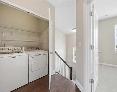 164 Blakemore Drive - Photo Thumbnail 22
