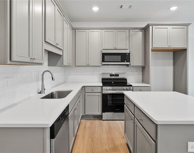 165 Mill Center Boulevard - Photo Thumbnail 20