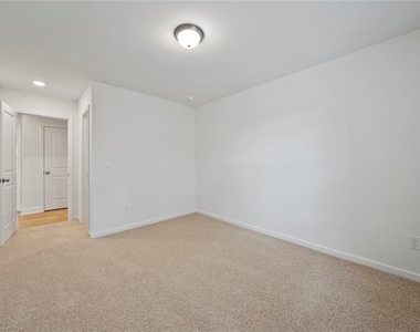 165 Mill Center Boulevard - Photo Thumbnail 29