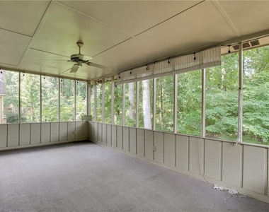 766 Chesterfield Drive - Photo Thumbnail 34