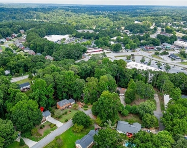 766 Chesterfield Drive - Photo Thumbnail 44