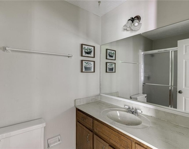 766 Chesterfield Drive - Photo Thumbnail 32