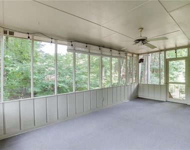 766 Chesterfield Drive - Photo Thumbnail 33