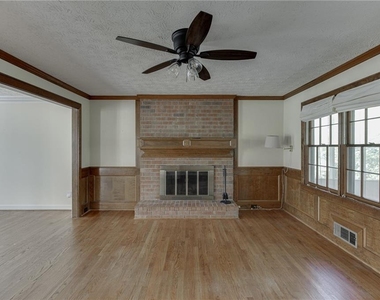 766 Chesterfield Drive - Photo Thumbnail 8
